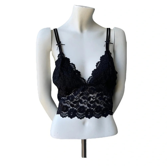 Cabernet Size XL Black Floral Lace lined Wireless Adjustable Strap Bralette - Picture 1 of 2
